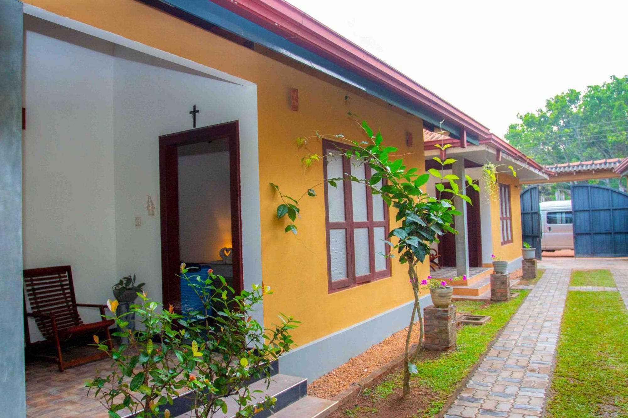 Mandavilla Airport Transit Hotel Katunayaka Exterior foto